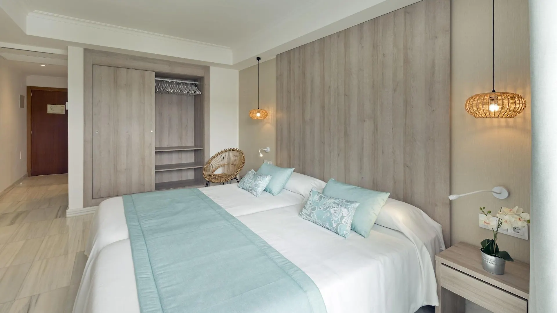 ****  Ona Palmira Paguera Hotel Spain