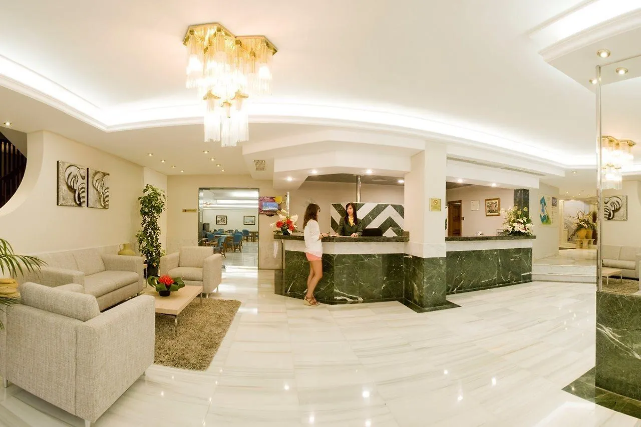 Ona Palmira Paguera Hotel
